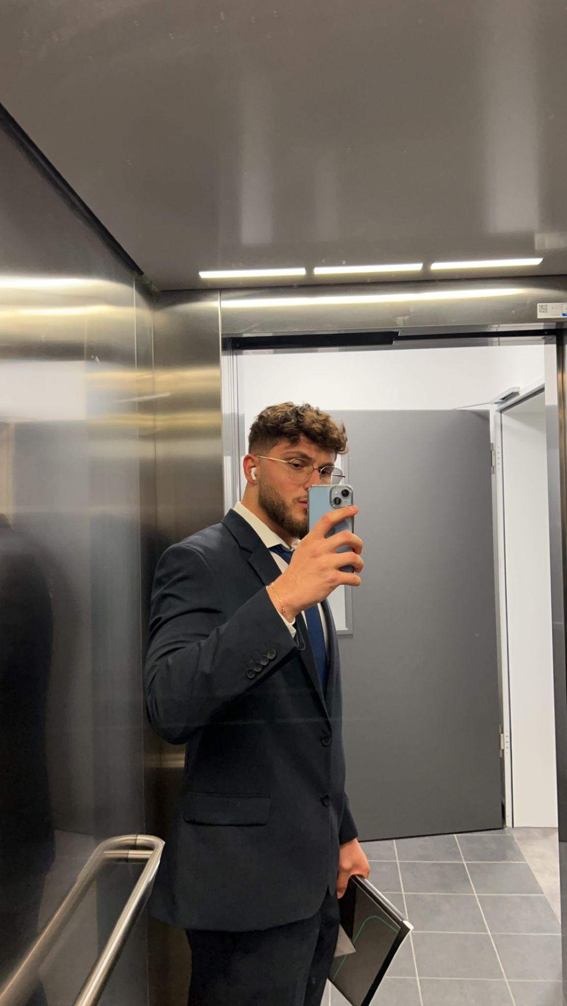 Enri – Profit League Co-Founder und Mentor
